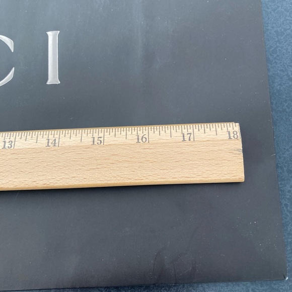 Gucci New Unused Authentic 2013 Gucci shopping bag.  19 by 14.  X Large - Picture 5 of 5